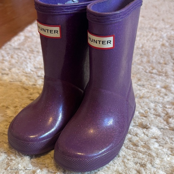 Hunter Shimmering Purple Rain Boots - Picture 1 of 4